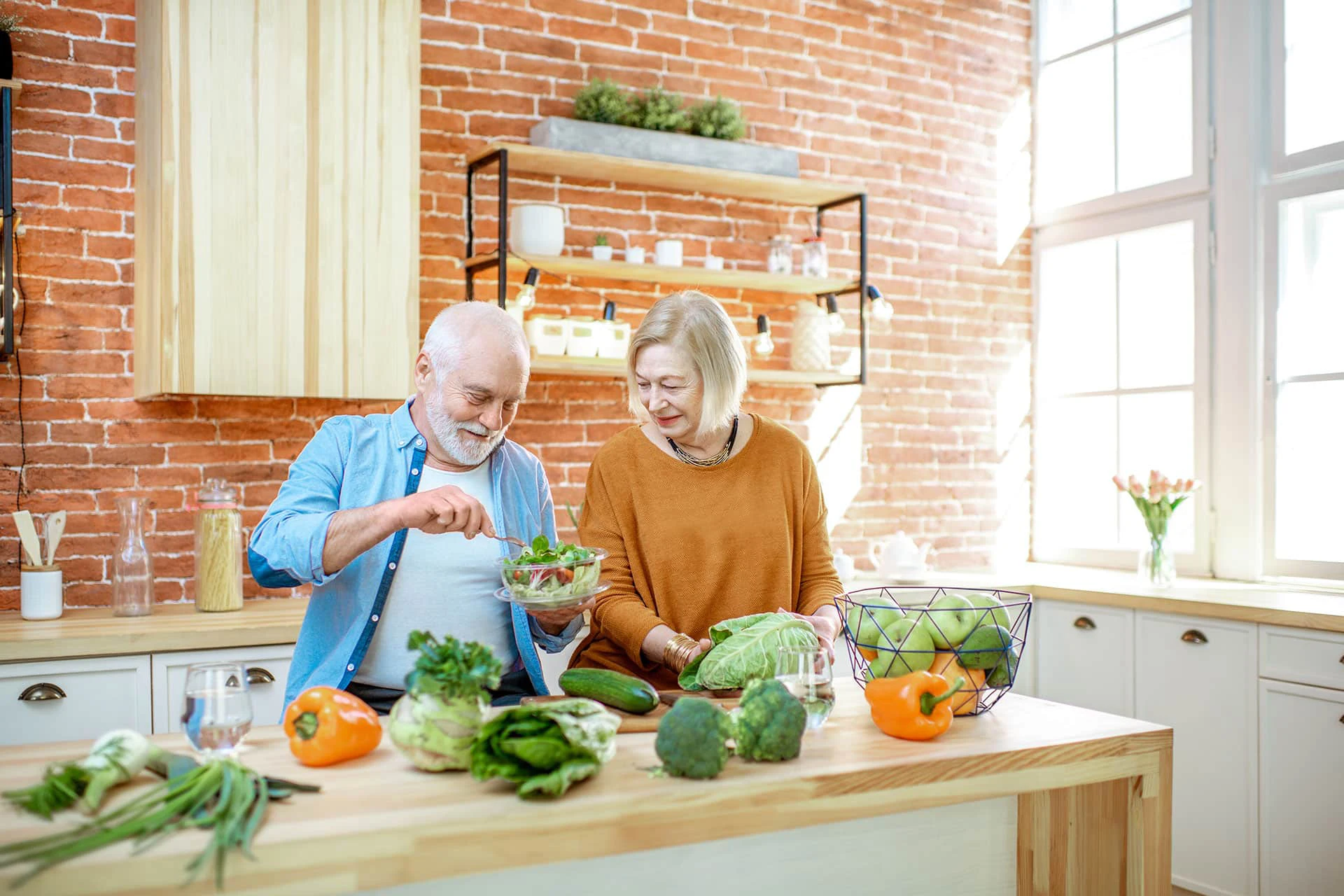 senior-couple-with-healthy-food-at-home-2022-01-19-00-03-35-DT3258E